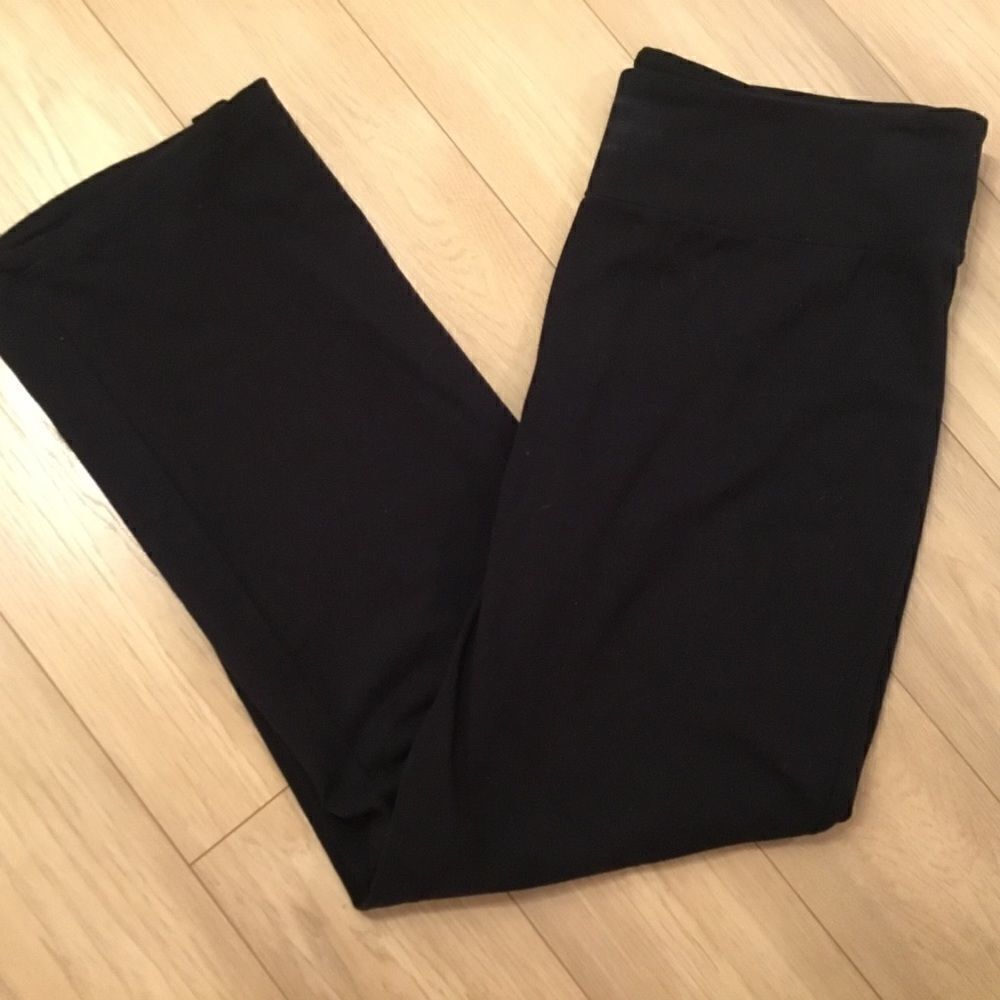 NWOT Kim Rogers Navy Knit Straight Leg Slacks in Women’s Size LP
